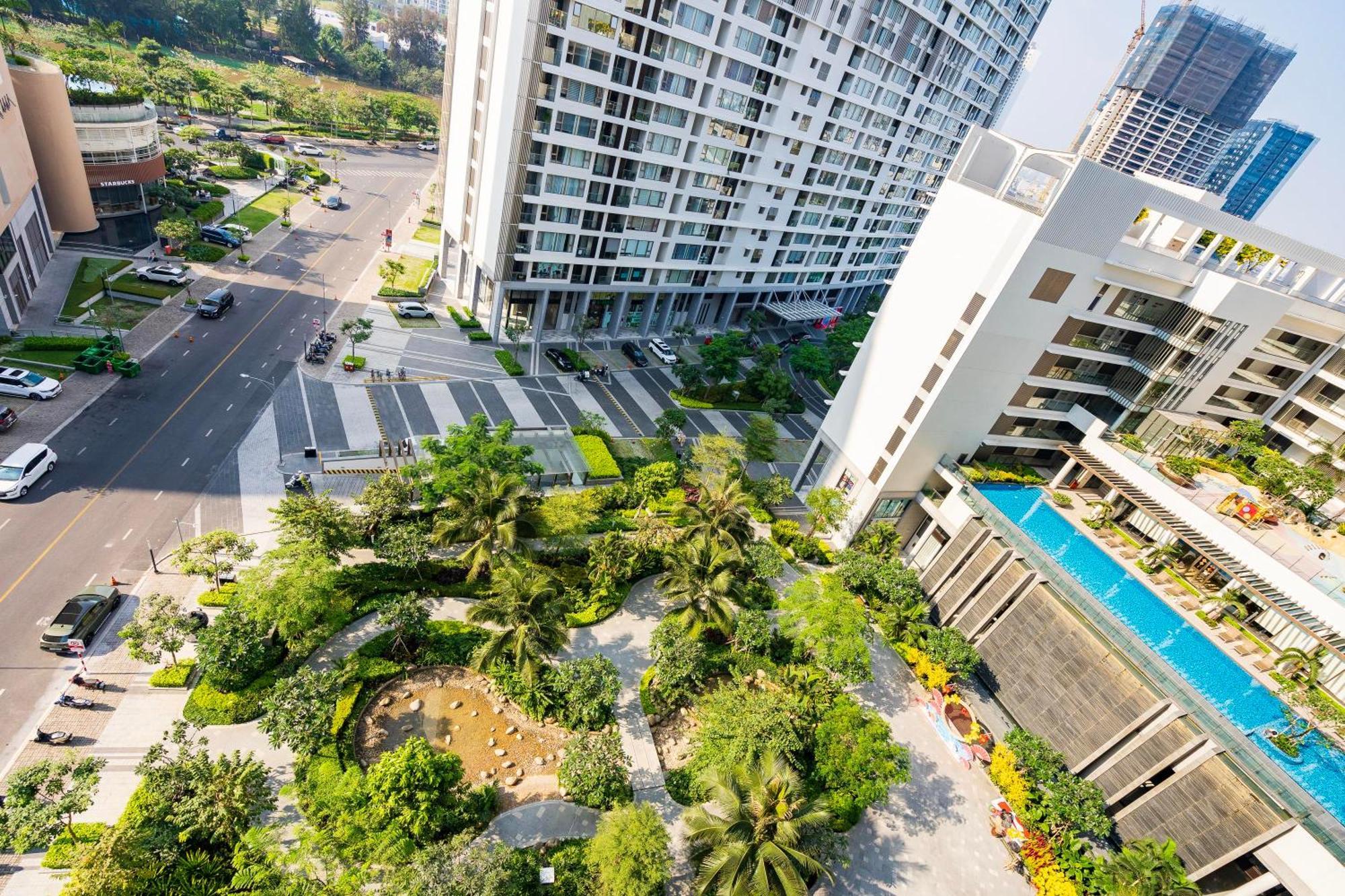 The Peak Midtown Twobedroom With Balcony * TP. Hồ Chí Minh
