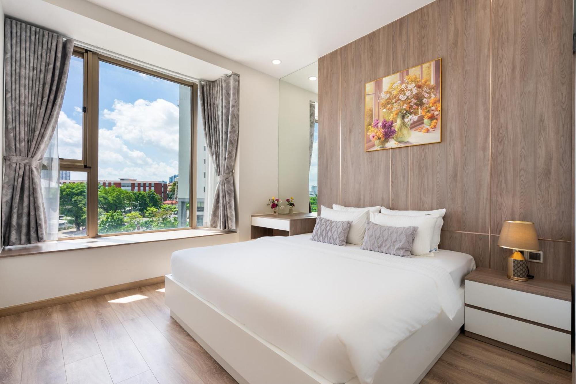 The Peak Midtown Twobedroom With Balcony Khách sạn hẻo lánh *