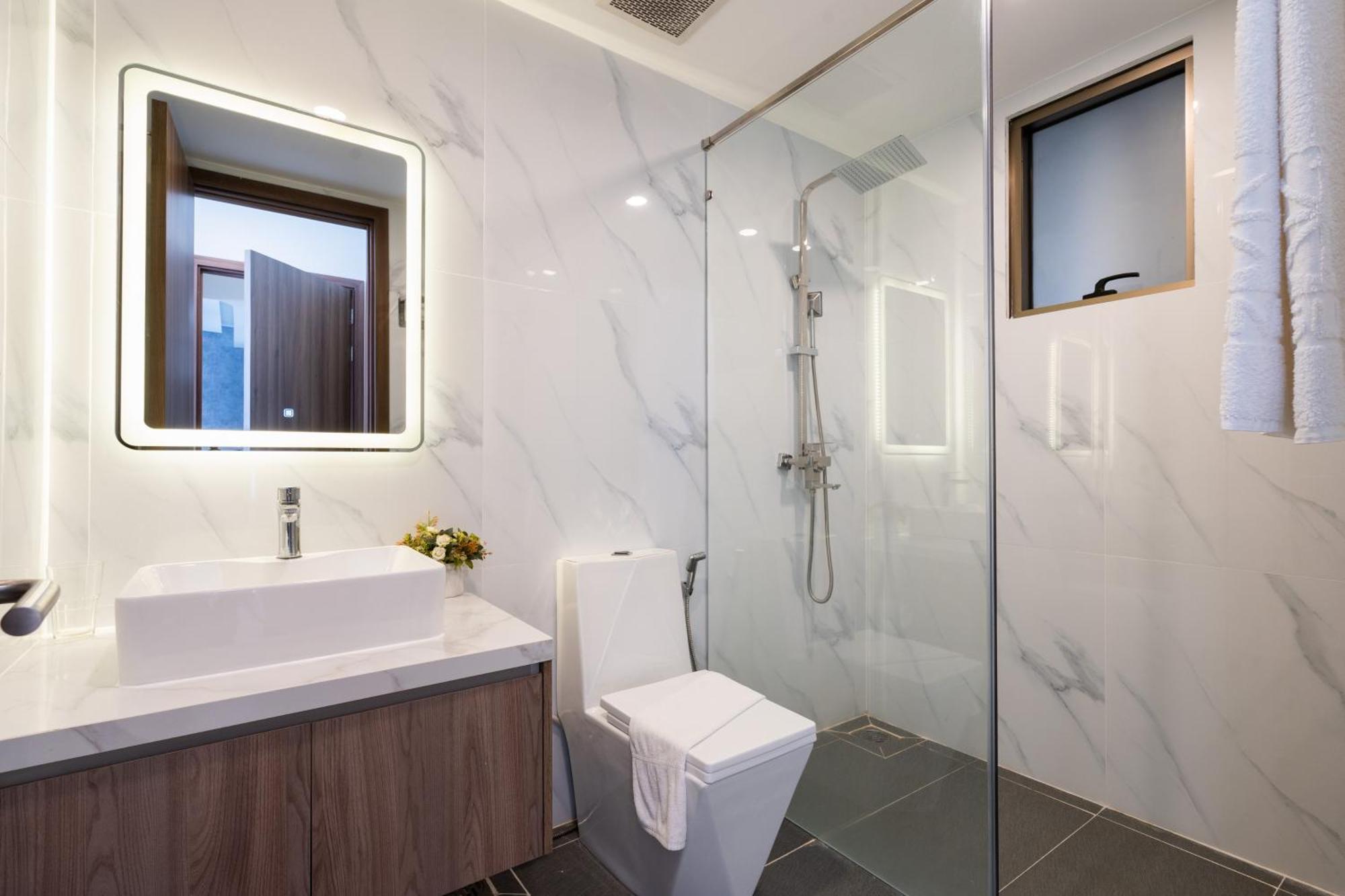 The Peak Midtown Twobedroom With Balcony * TP. Hồ Chí Minh